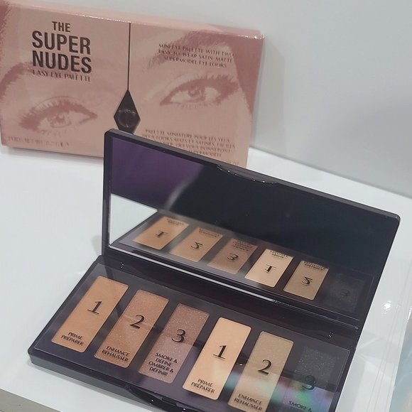 NIB ✅ Charlotte Tilbury SUPER NUDES Easy Eyeshadow Palette LIMITED EDITION ✨ NIB - Picture 4 of 9